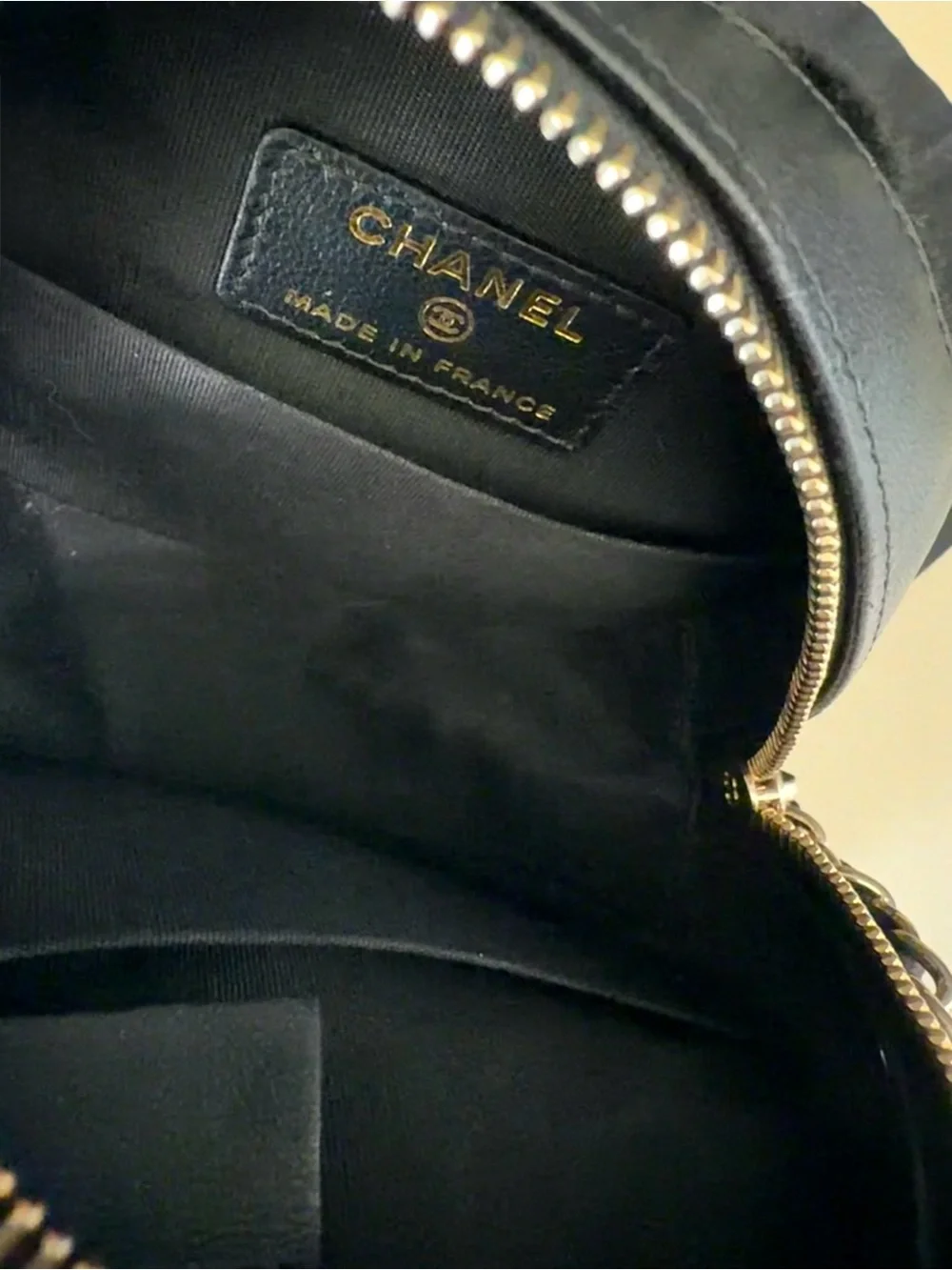 Chanel Round Shearling Clutch With Chain Crossbody Bag Black | 🔥✨